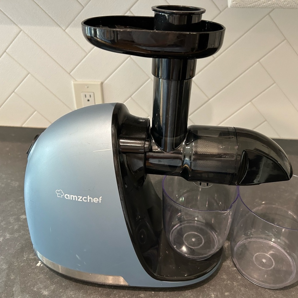 Cold press masticating  juicer. Great condition